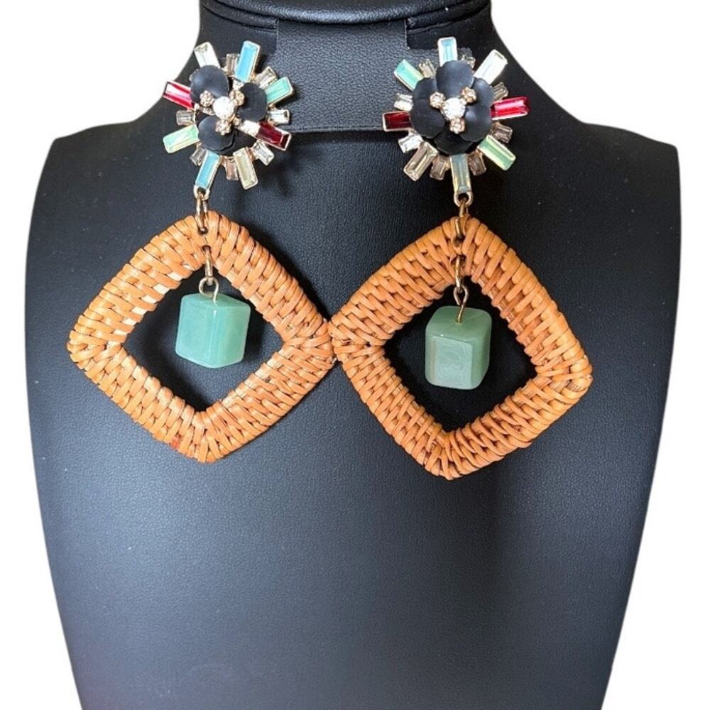 Metal Flower Retro Vibe Rattan Pierced Earrings